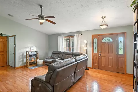 4109 Brookston Dr, Springfield, OH 45502 photo 8