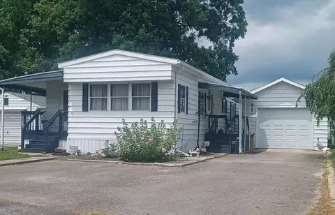 3200 Smeltzer Rd #70, Marion, OH 43302