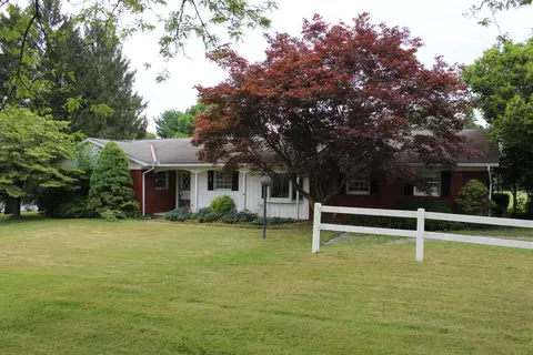 3293 Outville Rd, Granville, OH 43023
