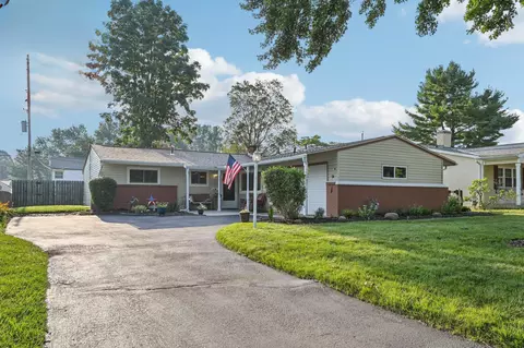 310 Rivers End Rd, Gahanna, OH 43230