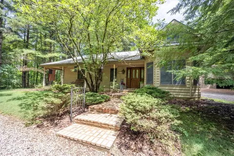 7625 Dusty Pines Dr, Galena, OH 43021