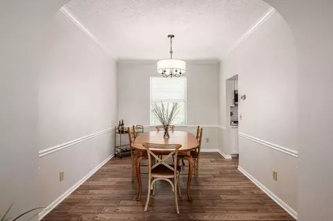 Dining - 5685 Dublinshire Dr, Dublin, OH 43017 photo 2 of 3