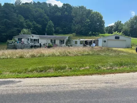 6701 Pleasantview Rd SE, Lancaster, OH 43130