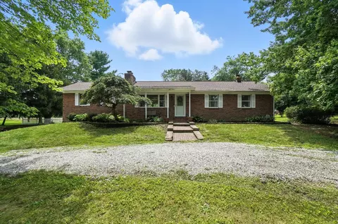 8623 Concord Rd, Johnstown, OH 43031