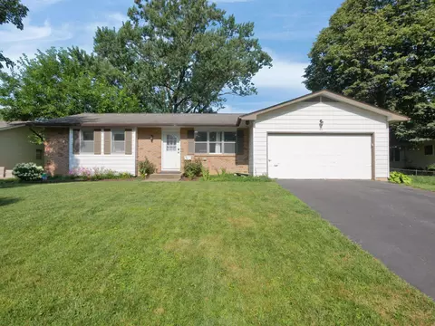 93 Cherokee Dr, Westerville, OH 43081