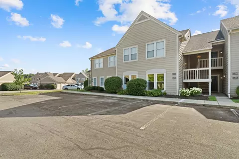 3398 Fishinger Mill Dr, Hilliard, OH 43026