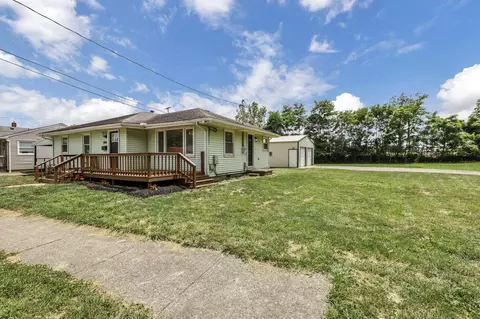 1004 E Locust St, Lancaster, OH 43130 photo 3