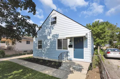 2751 Pontiac St, Columbus, OH 43211