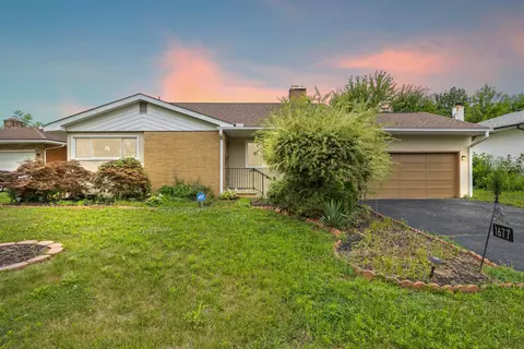 1677 Kenview Rd, Columbus, OH 43209