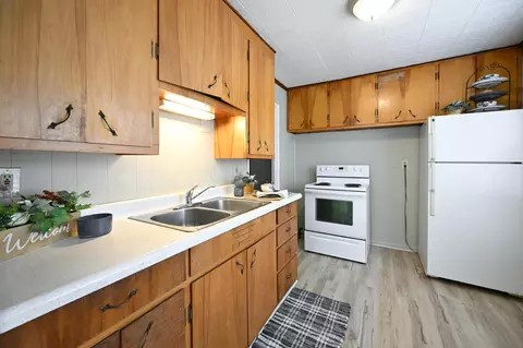 1715 Summit St, Springfield, OH 45503 photo 8