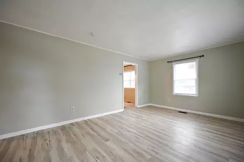 1715 Summit St, Springfield, OH 45503 photo 5