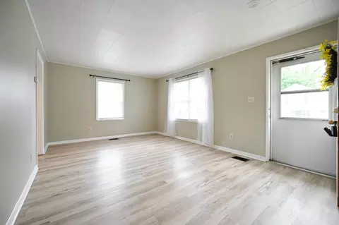 1715 Summit St, Springfield, OH 45503 photo 6