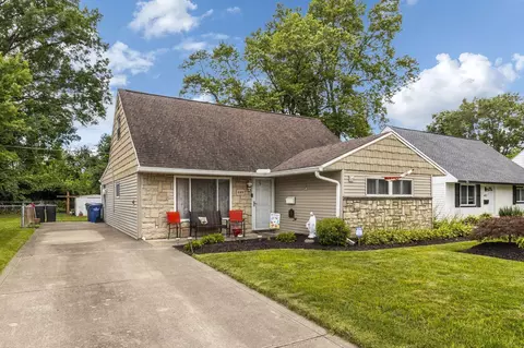 489 Virginia Cir W, Columbus, OH 43213