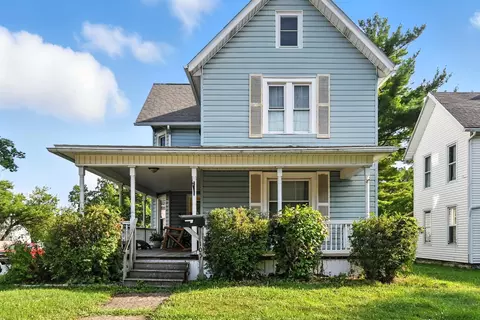 105 Washington St, Willard, OH 44890