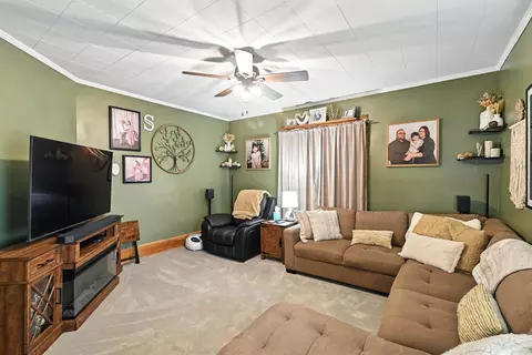105 Washington St, Willard, OH 44890 photo 5