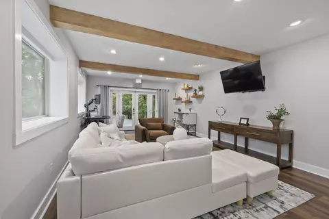 Living - 7356 Macbeth Dr, Dublin, OH 43016 photo 7 of 7