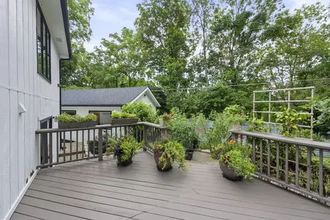 Exterior - 7356 Macbeth Dr, Dublin, OH 43016 photo 13 of 20