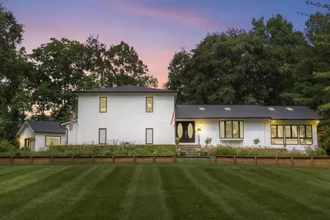 Exterior - 7356 Macbeth Dr, Dublin, OH 43016 photo 3 of 20