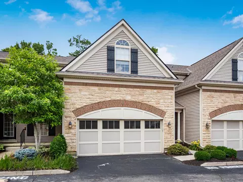 2362 Village Bexley Dr, Columbus, OH 43209