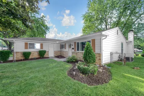 4946 Warminster Dr, Columbus, OH 43232
