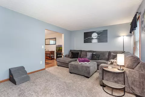 325 Chatham Rd, Circleville, OH 43113 photo 5