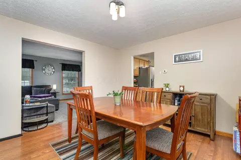 325 Chatham Rd, Circleville, OH 43113 photo 8