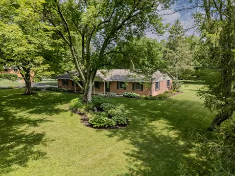 Exterior - 2205 E Centerville Station Rd, Centerville, OH 45459 photo 4 of 15