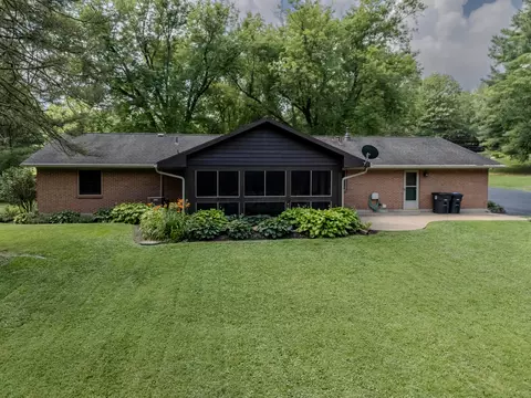 Exterior - 2205 E Centerville Station Rd, Centerville, OH 45459 photo 9 of 15