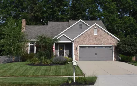 6749 Springview Dr, Westerville, OH 43082