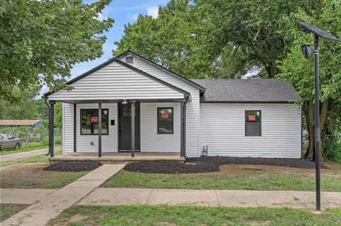 292 S Main St, London, OH 43140