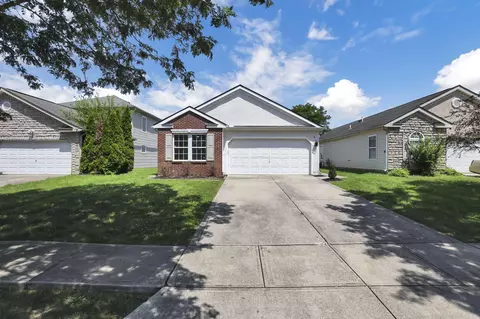 5554 Old Coble St, Canal Winchester, OH 43110