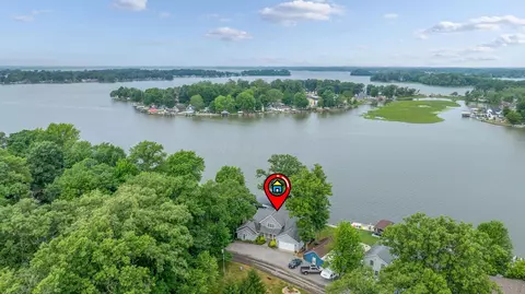 9699 Lake Breeze Dr, Belle Center, OH 43310