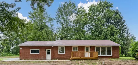 5676 State Route 61 S, Shelby, OH 44875