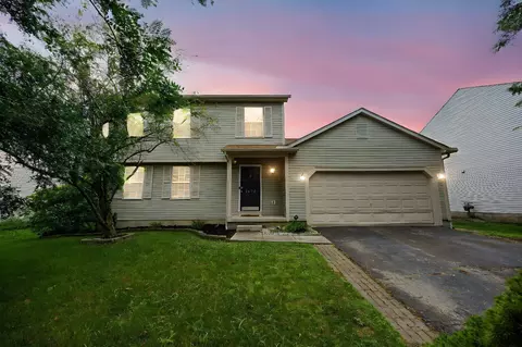 2626 Imperial Way Dr, Grove City, OH 43123
