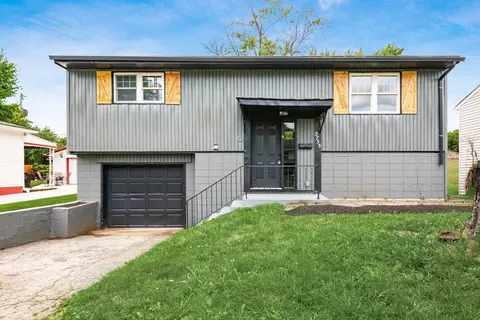 3735 Christie Rd W, Columbus, OH 43207