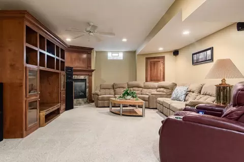 Living - 2540 Silverleaf Dr, Powell, OH 43065 photo 7 of 7