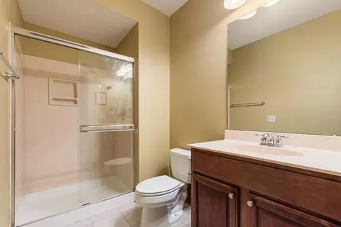 Bath - 2540 Silverleaf Dr, Powell, OH 43065 photo 8 of 9