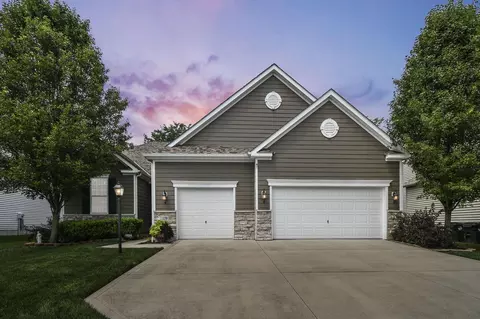 129 Monebrake Dr, Pickerington, OH 43147