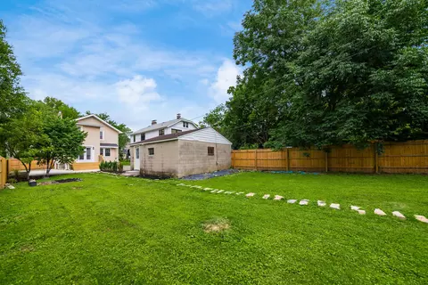 219 E Como Ave, Columbus, OH 43202 photo 30