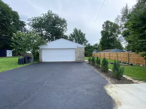 219 E Como Ave, Columbus, OH 43202 photo 29