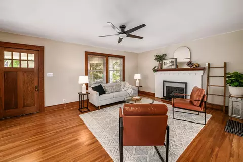 219 E Como Ave, Columbus, OH 43202 photo 4