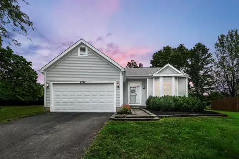 2922 Princeville Dr, Pickerington, OH 43147