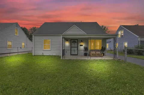 3717 Eisenhower Rd, Columbus, OH 43224