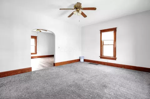 Living - 11 Hoffer Ave, Mansfield, OH 44902 photo 1 of 3
