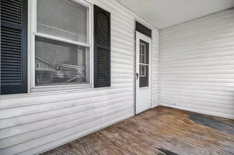 Exterior - 11 Hoffer Ave, Mansfield, OH 44902 photo 2 of 8
