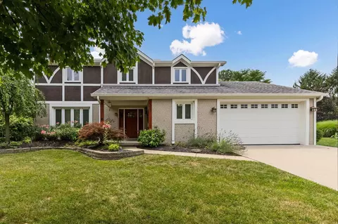 2383 Queen Ann Ct, Columbus, OH 43235