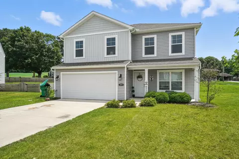 389 Kells Ct E, Newark, OH 43055