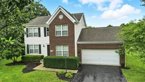 6696 Wisteria Cir, Dublin, OH 43016
