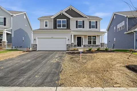 6507 White Star Dr, Powell, OH 43065