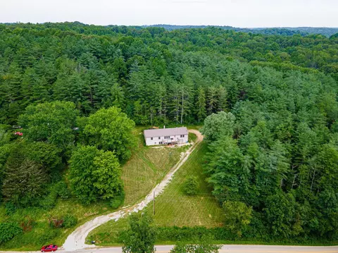 59937 Murphy Remy Rd, Mcarthur, OH 45651